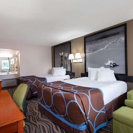 Super 8 By Wyndham Kissimmee Motel Bagian luar foto